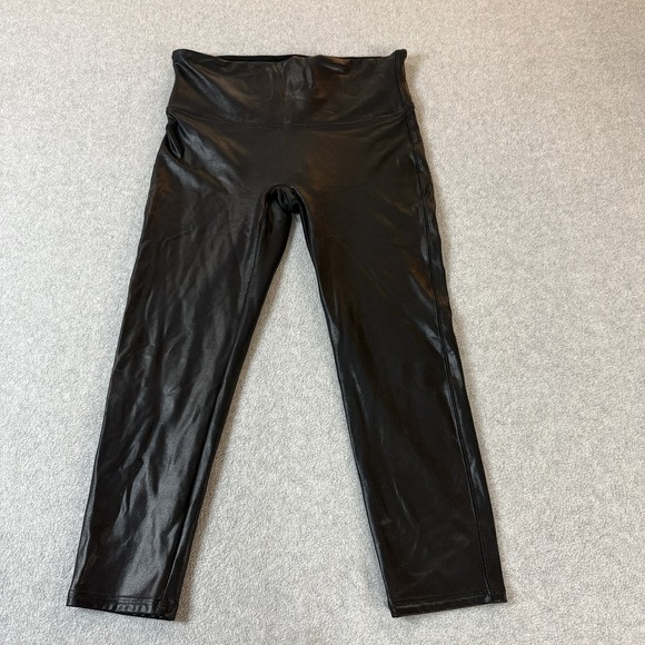 SPANX Pants - Spanx Faux Leather Cropped Leggings Womens Medium Black High Rise Shaping Capri